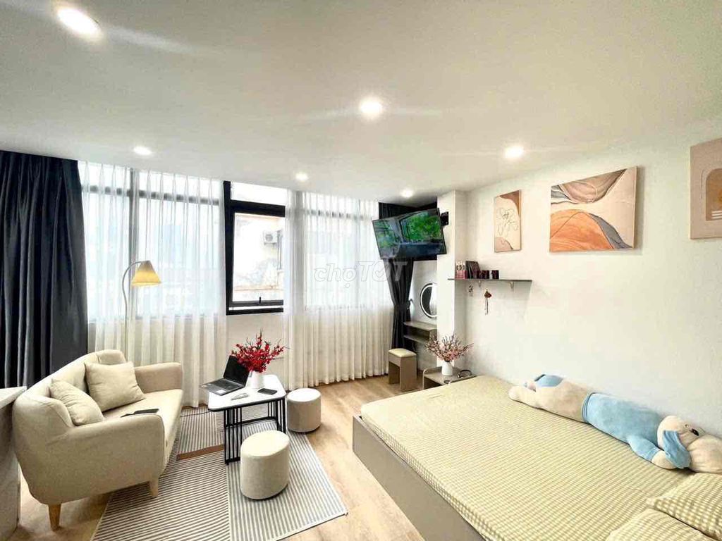 Rent a nice, comfortable apartment at District 3 flagboard.