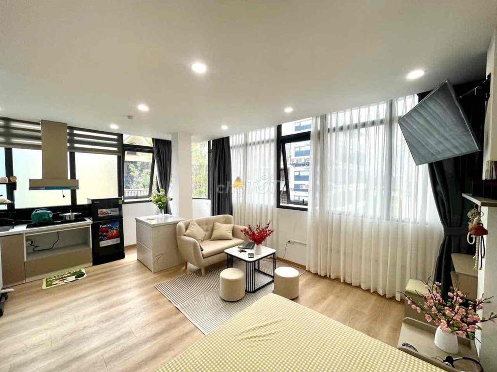 Rent a nice, comfortable apartment at District 3 flagboard.