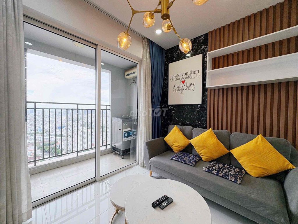 Renting Sunrise CityView District 7h: