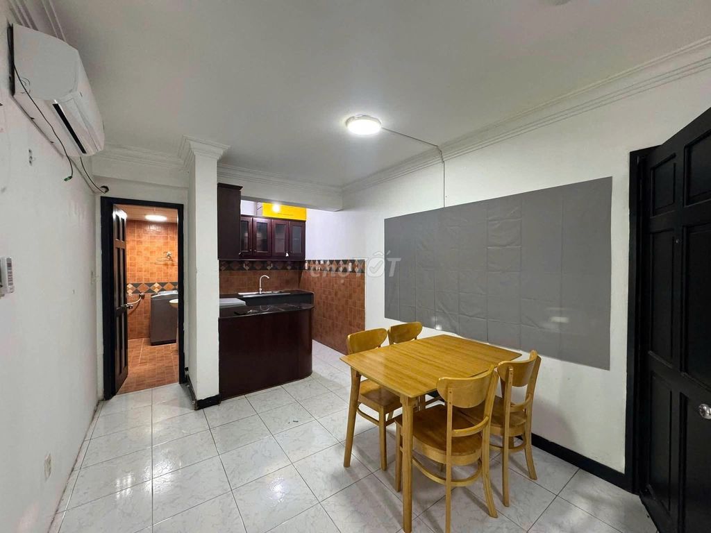 Safely populated, Nguyễn Văn Quá has two bedrooms, 83 meters2, at 3.5 million a month of furniture.