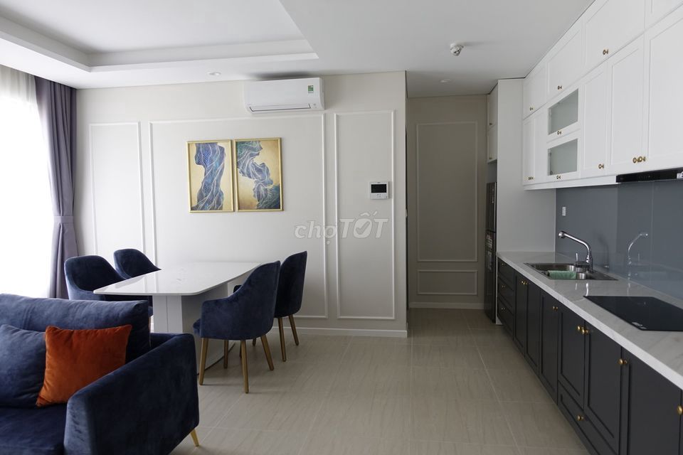 The price of the diamond is two bedrooms full of river-view furniture for only 23 million a month.