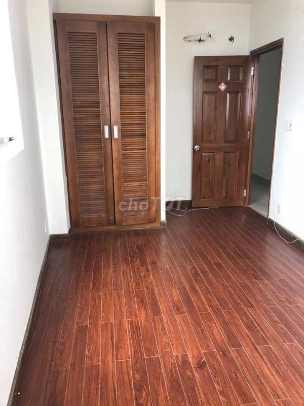 Rent Baleza two bedroom 2 of the 88-foot bathroom, middle floor, empty house. Rent price: Nine million.