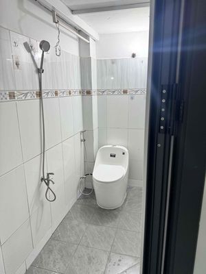 The balcony suites are near hutech, uef, copper grammar, peace, new