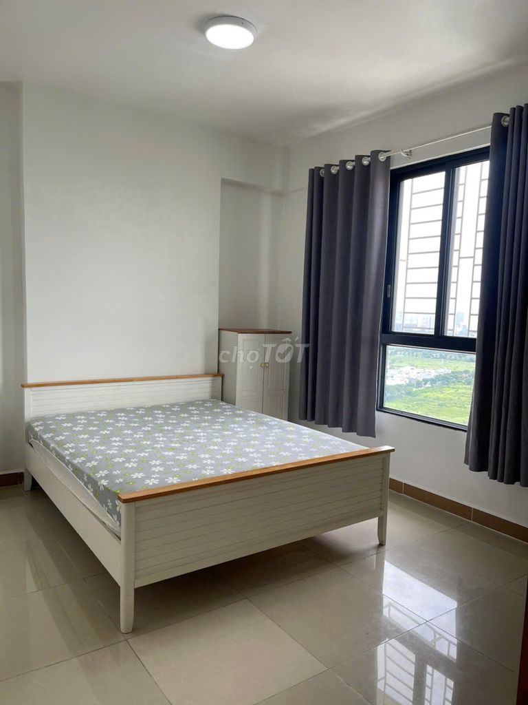 Rent German apartment 160 m.4 bedroom 3 interior toilets full of 16 million.