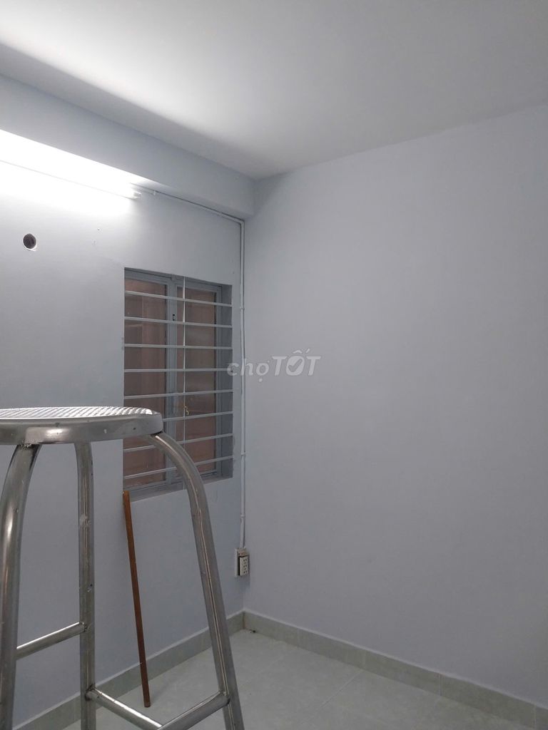 Rent apartment.