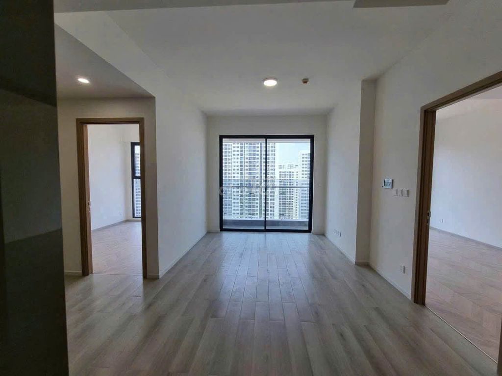 Piffy ten-13 District 12. This is an area of 58 meters 2 bedrooms. ntcb.8 million