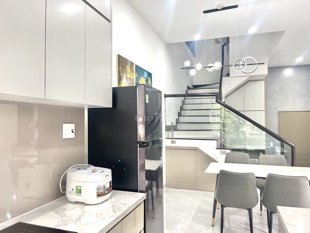 Rent an apartment villa at westgate 150 meters2, full interior, across from the pool