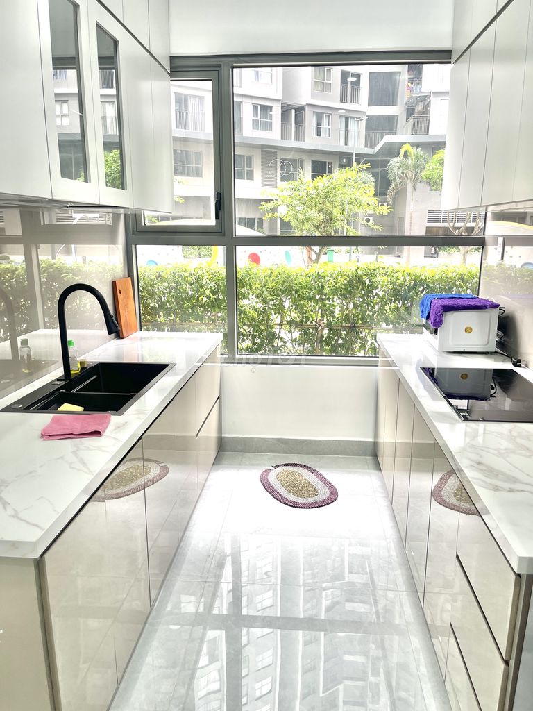 Rent an apartment villa at westgate 150 meters2, full interior, across from the pool