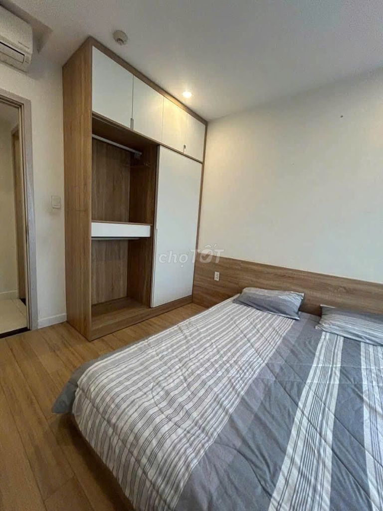Ruby Garden-Tân Bình, full interior, 84 meters2, 2 bedrooms, 10 million/th rent.