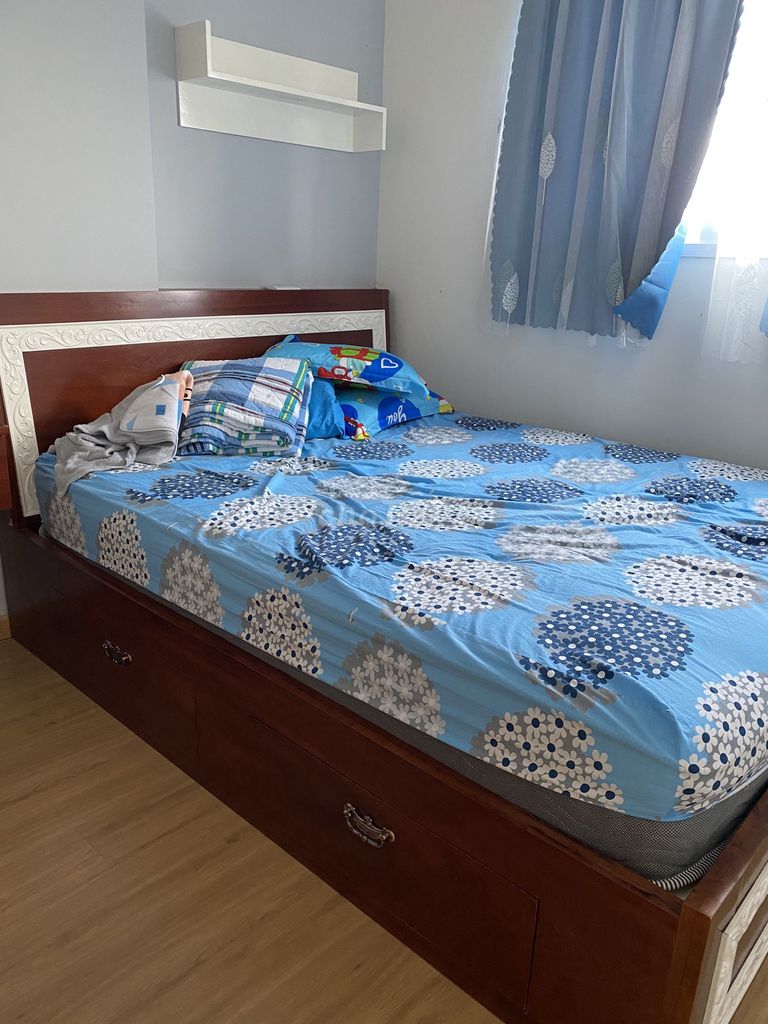 The owner rented the apartment of Green Town full furniture at nine million