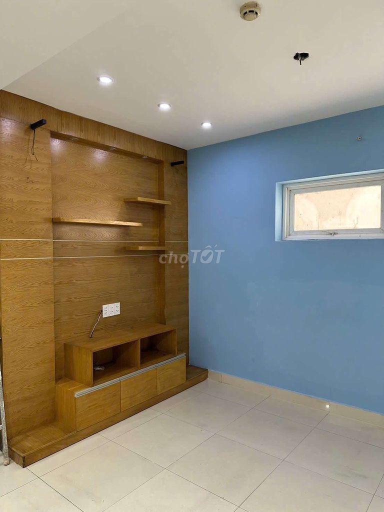 Rent a house with paint.
