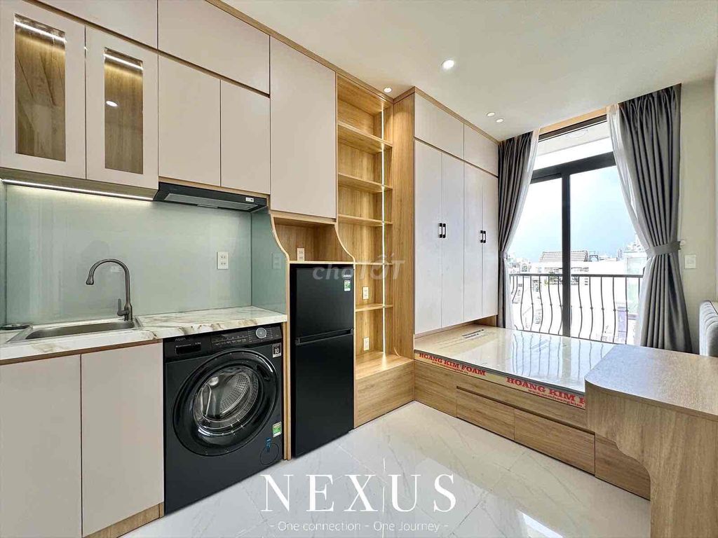High-end studio-- next to aeon--full furniture-- the price is five percent.