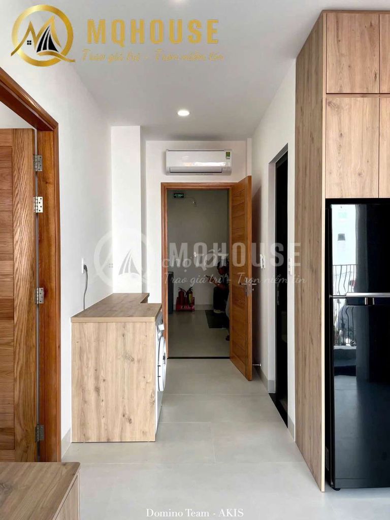A full kitchen room full tha' balcony immediately Nguyễn Văn Quá