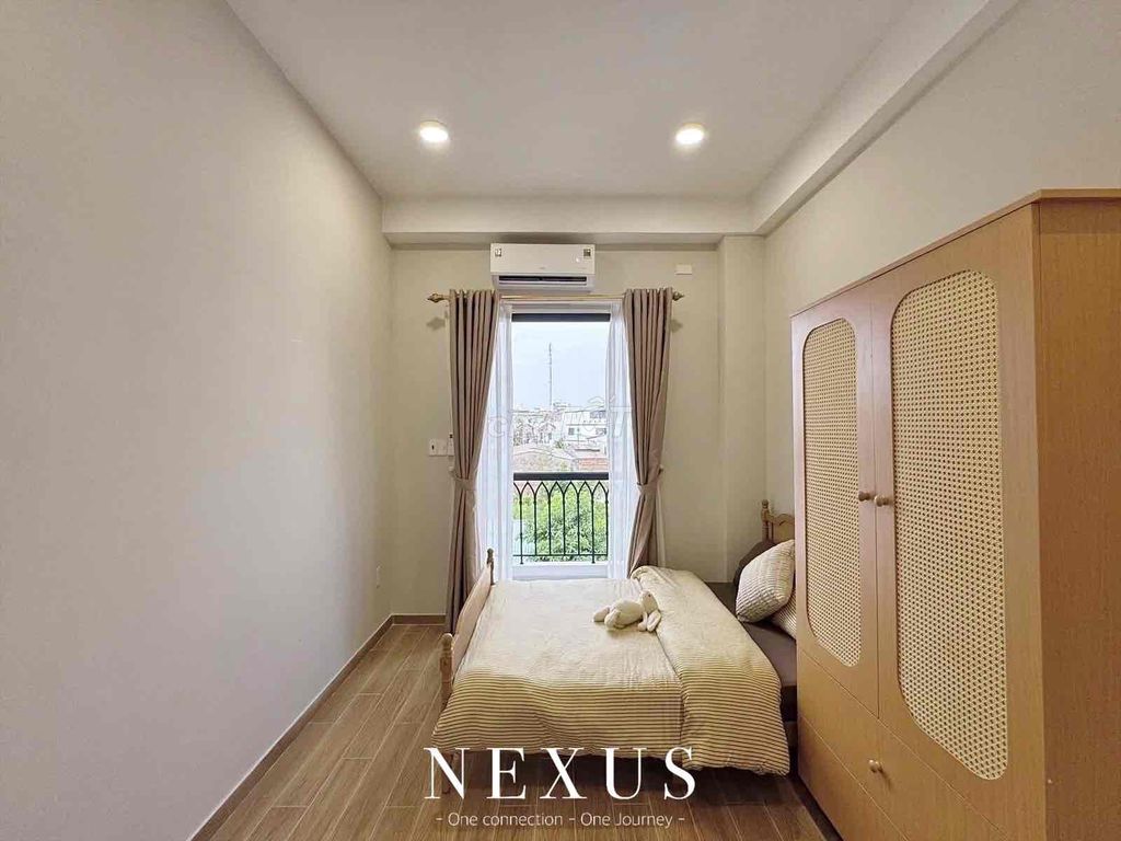 New apartment built full interior private washing machines, four-and-a-half elevators.