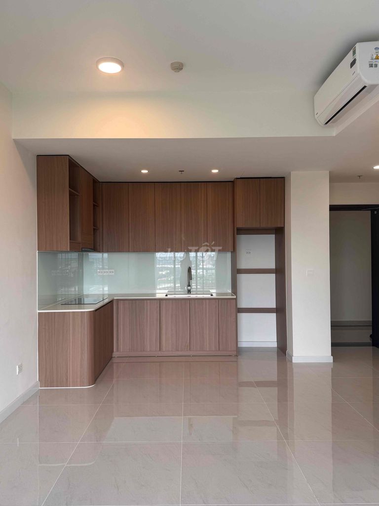 Victoria Village apartment 2 bedroom - 100 percent new, View Little Blue