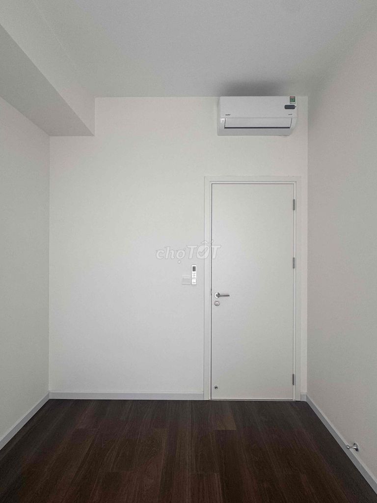 Victoria Village apartment 2 bedroom - 100 percent new, View Little Blue