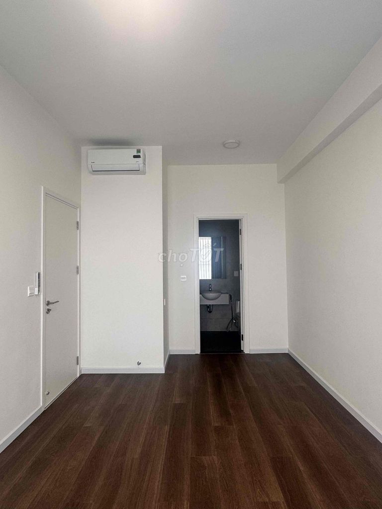Victoria Village apartment 2 bedroom - 100 percent new, View Little Blue