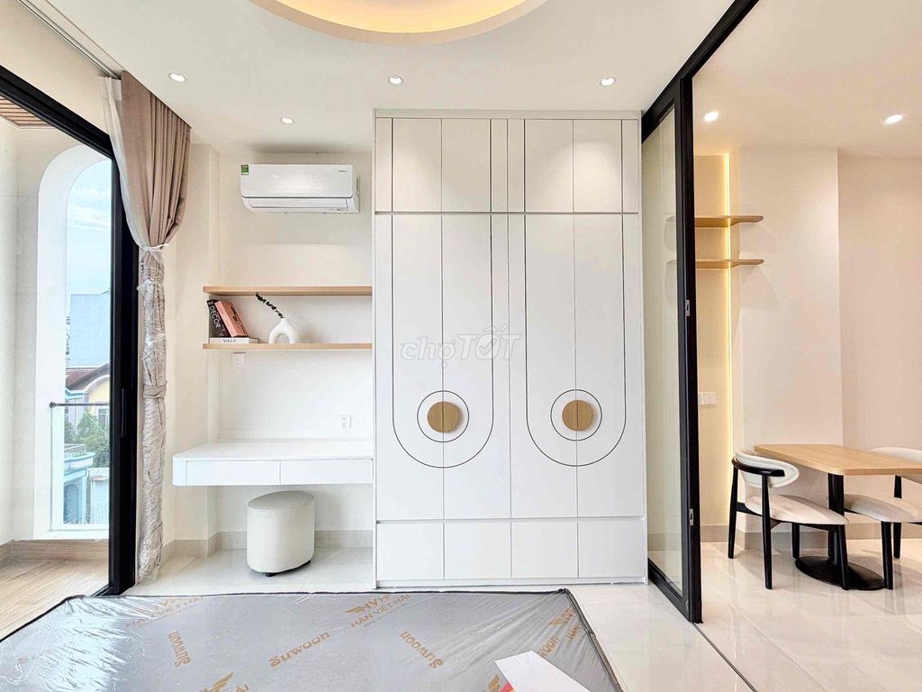 Rent apartment one of the new balcony bedrooms in District 7