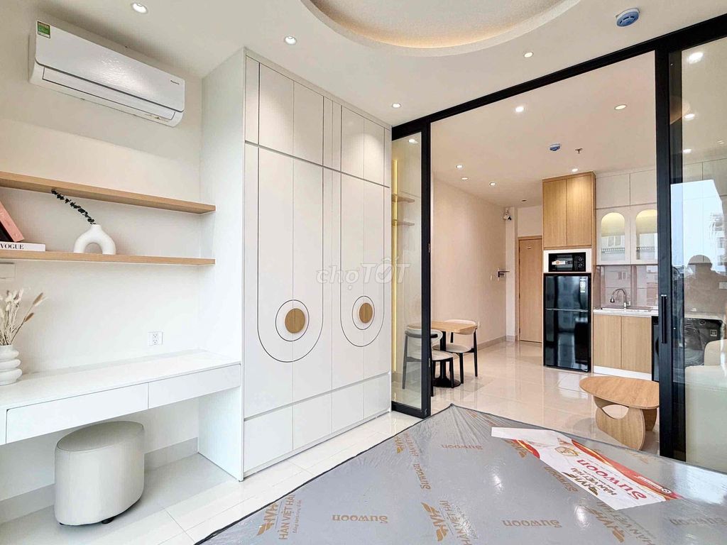 Rent apartment one of the new balcony bedrooms in District 7