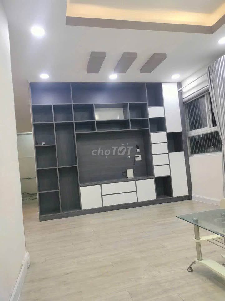 Rent C/Cia 3 bedrooms rent 11 million a month- 31 Phan Huy Ích
