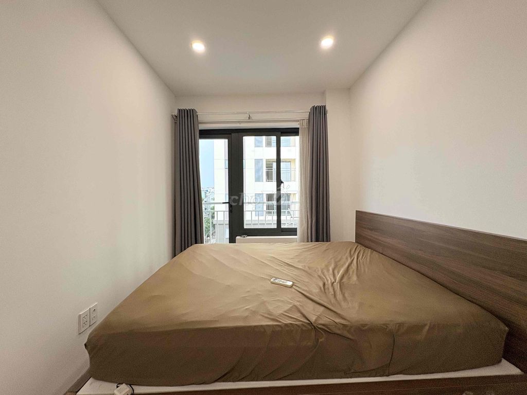Rent a padded-uper-basket, full-in-the-house furniture at Thành Thái District 10.