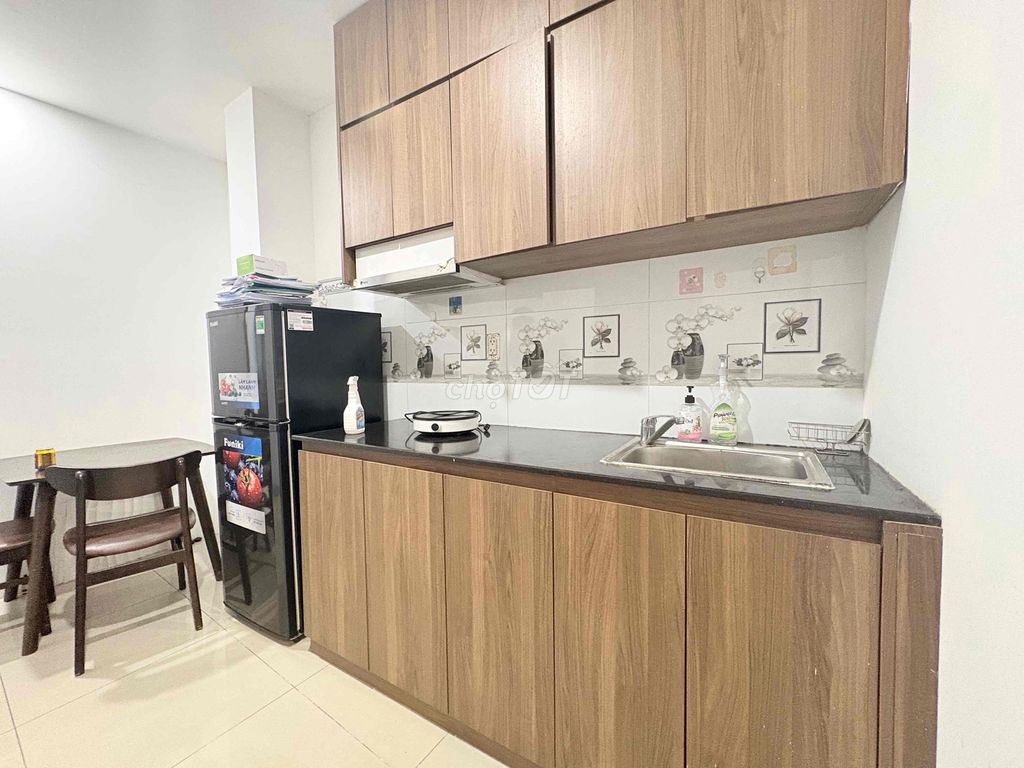 Rent a padded-uper-basket, full-in-the-house furniture at Thành Thái District 10.