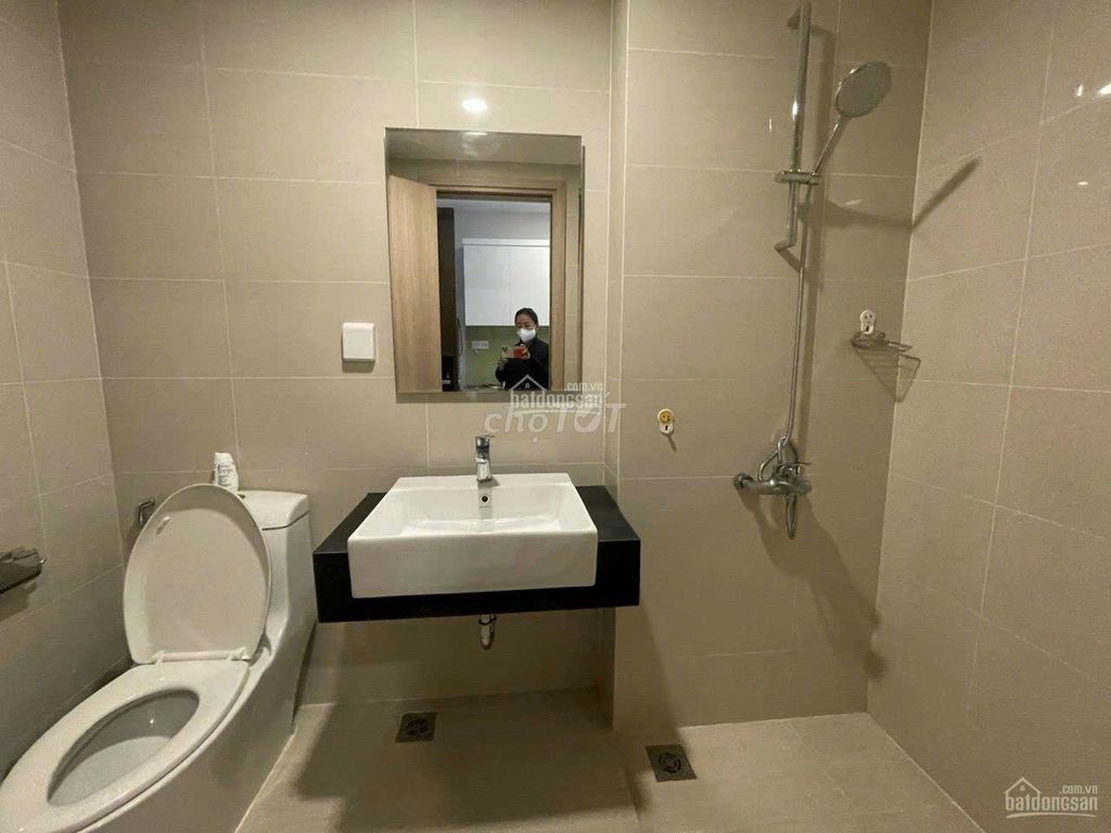 Rent Studio Botonica, nice interior, 12 million dollars.