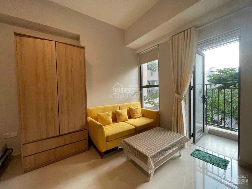 Rent Studio Botonica, nice interior, 12 million dollars.
