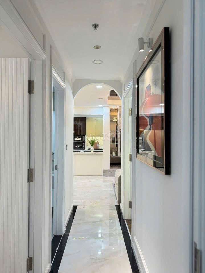 Rent two bedrooms plus large areas of new furniture 100 percent cool view