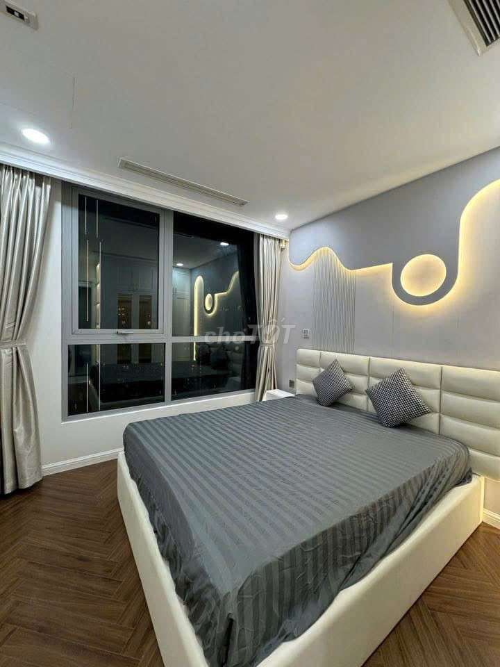 Rent two bedrooms plus large areas of new furniture 100 percent cool view