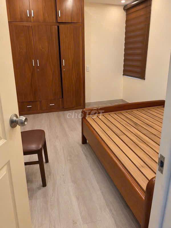 Carillon 3 building rents two bedrooms for 11 million a month.