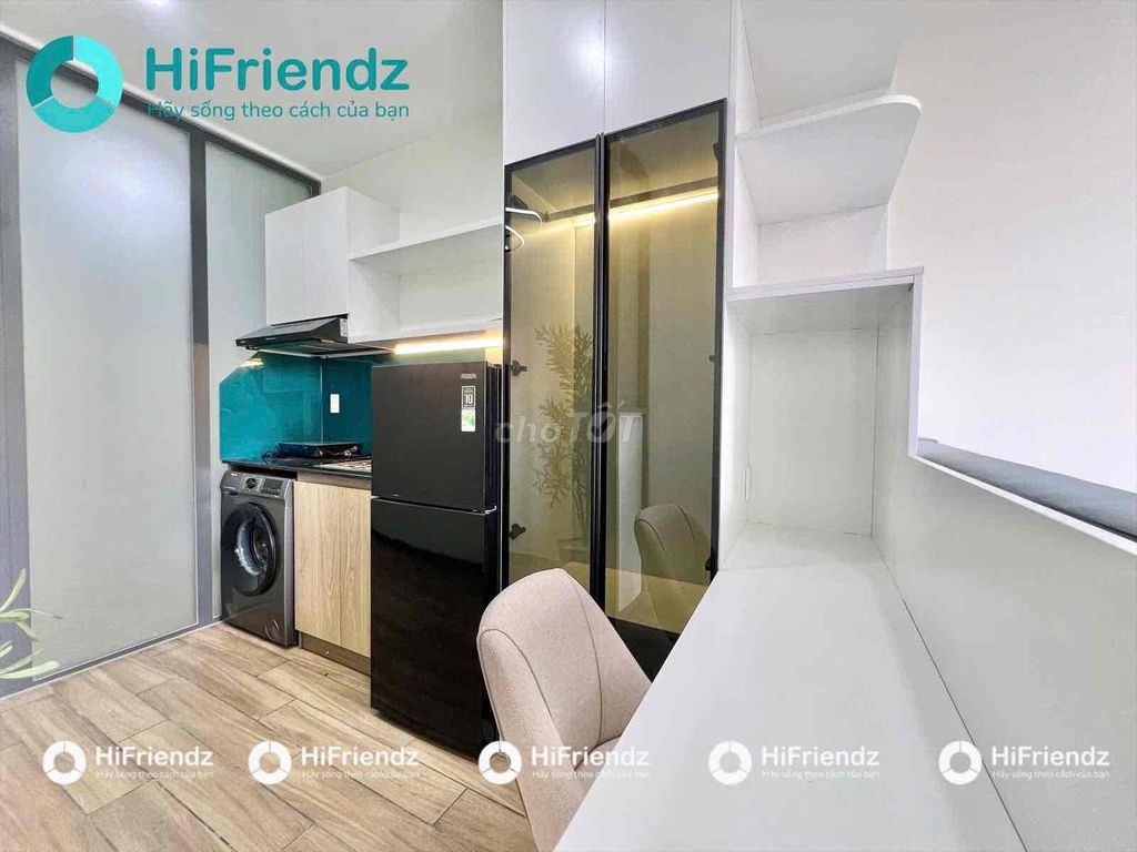 renting a mini-full modern furniture at Lạc Long Quân