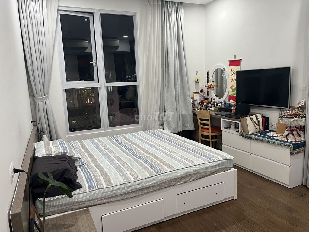Rent a private bedroom The Prince, beautiful interior, for 16 million.