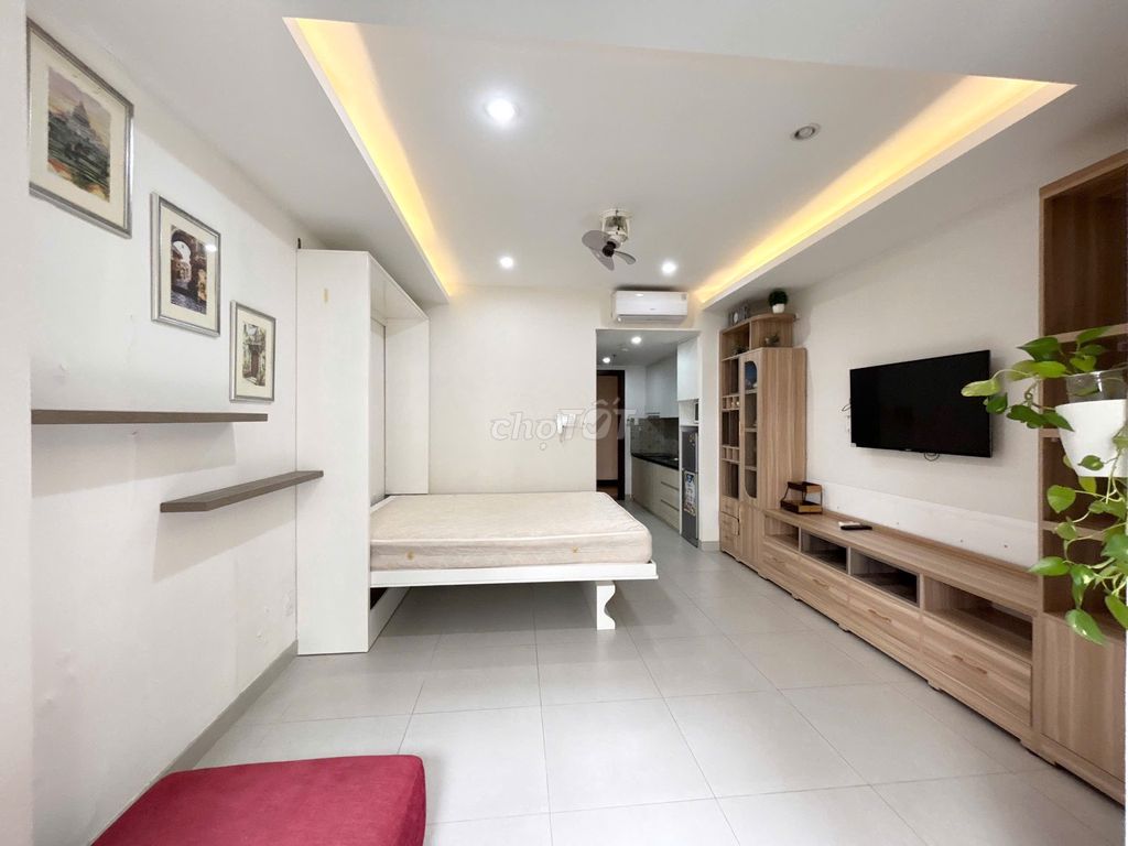 The perfect officetel is only 10 million Orchard Garden near the airport.