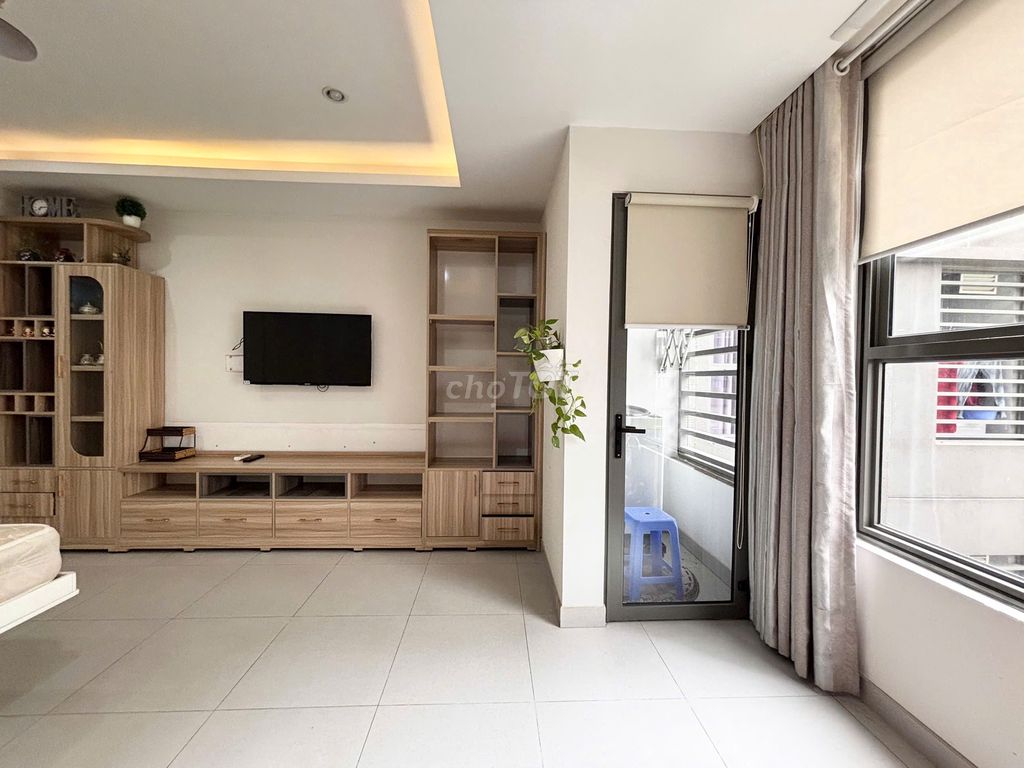 The perfect officetel is only 10 million Orchard Garden near the airport.