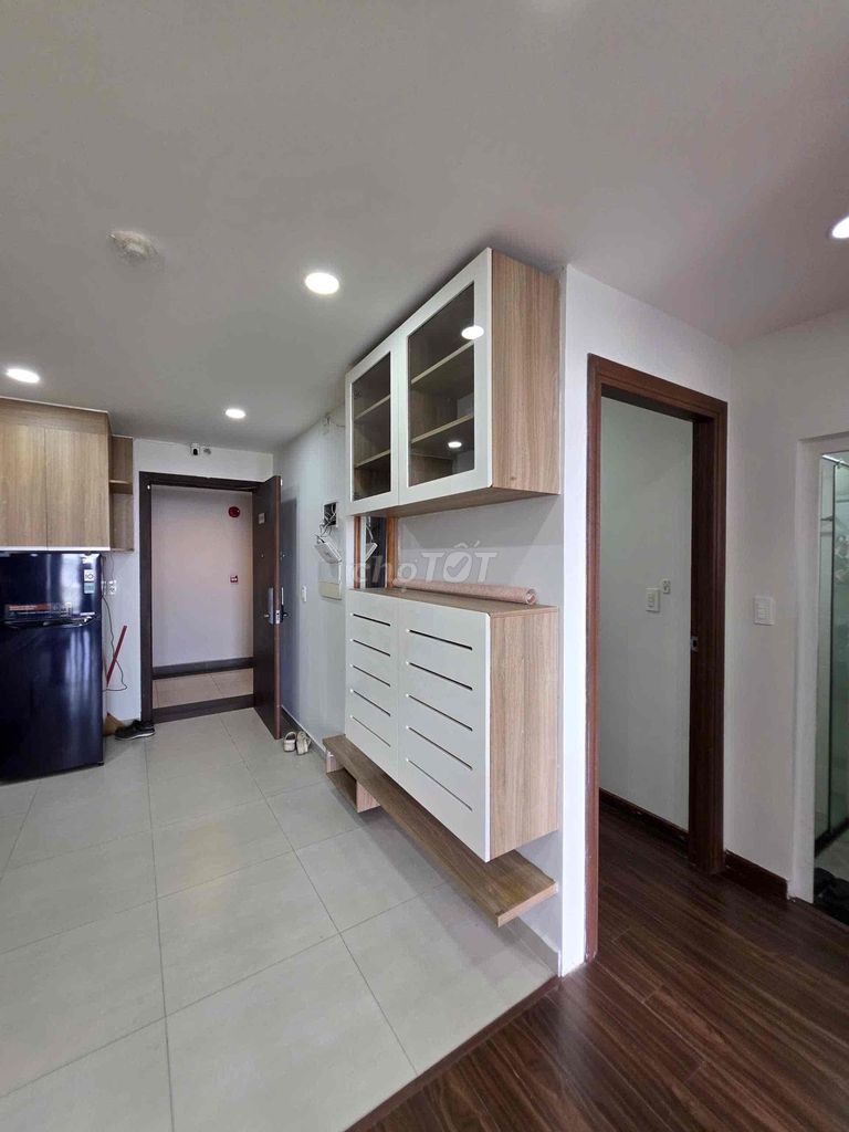 The Novaland senior apartment is clean by the airport.