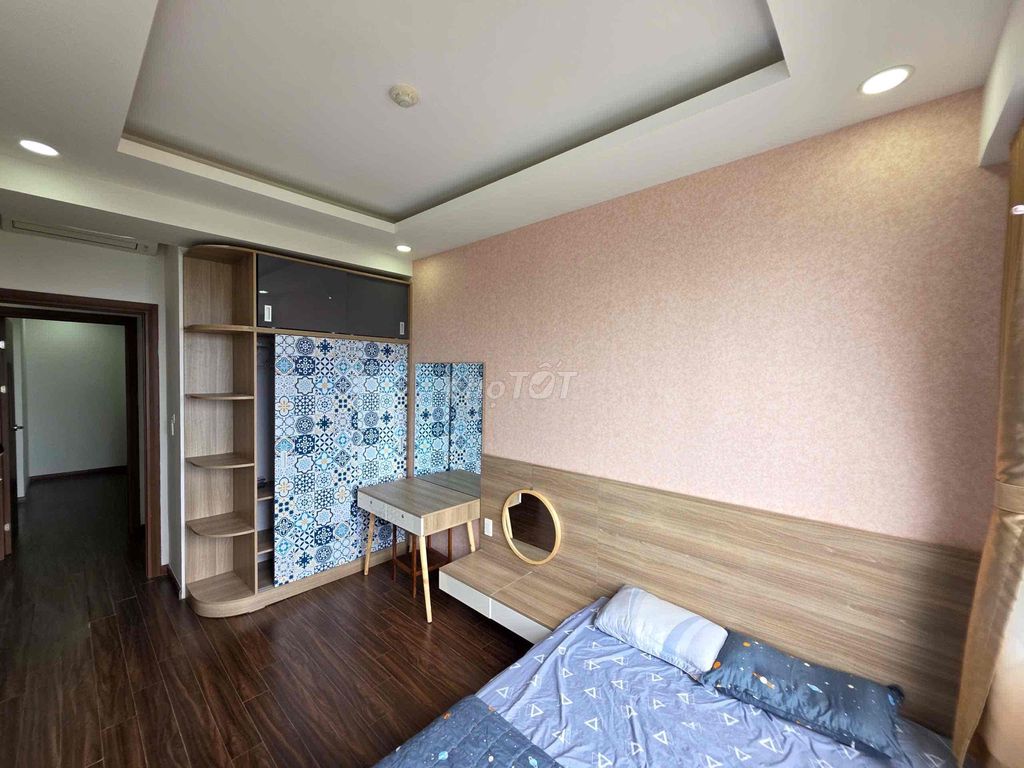 The Novaland senior apartment is clean by the airport.