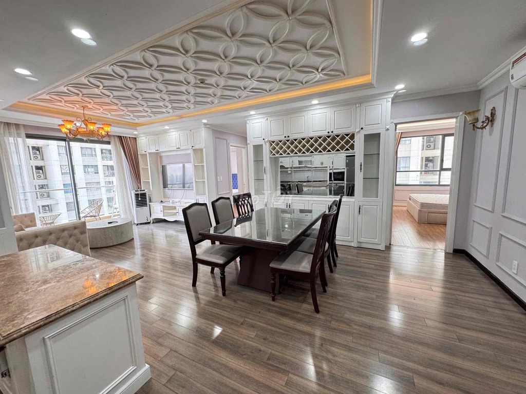 Rent Gold View three bedrooms. Two hundred and forty-six meters. Only 26 million new furniture a month.
