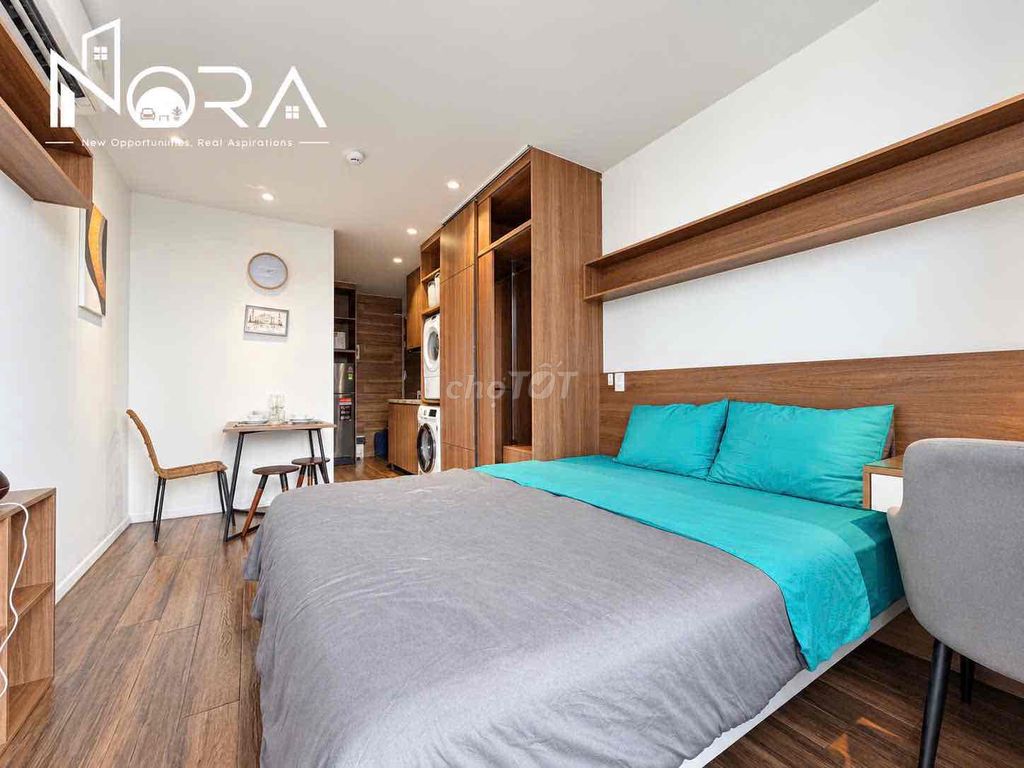 The studio is located in Tô Hiến Thành near Great Halli, bku, ueh