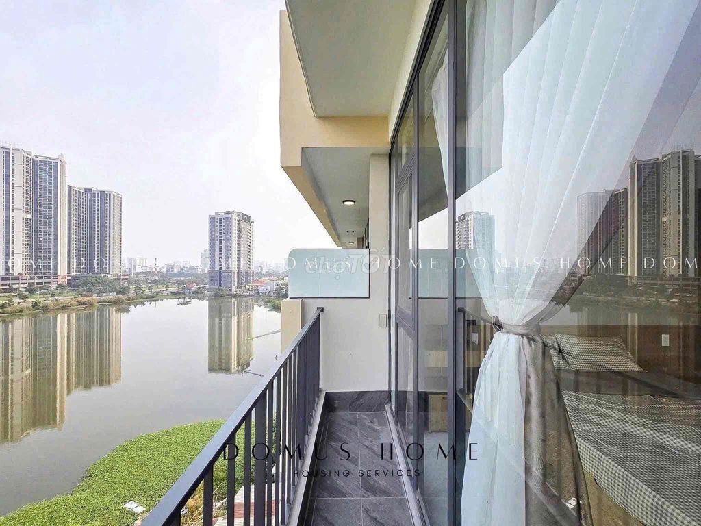 Rent an apartment full house window large Sư Vạn Hạnh district 10