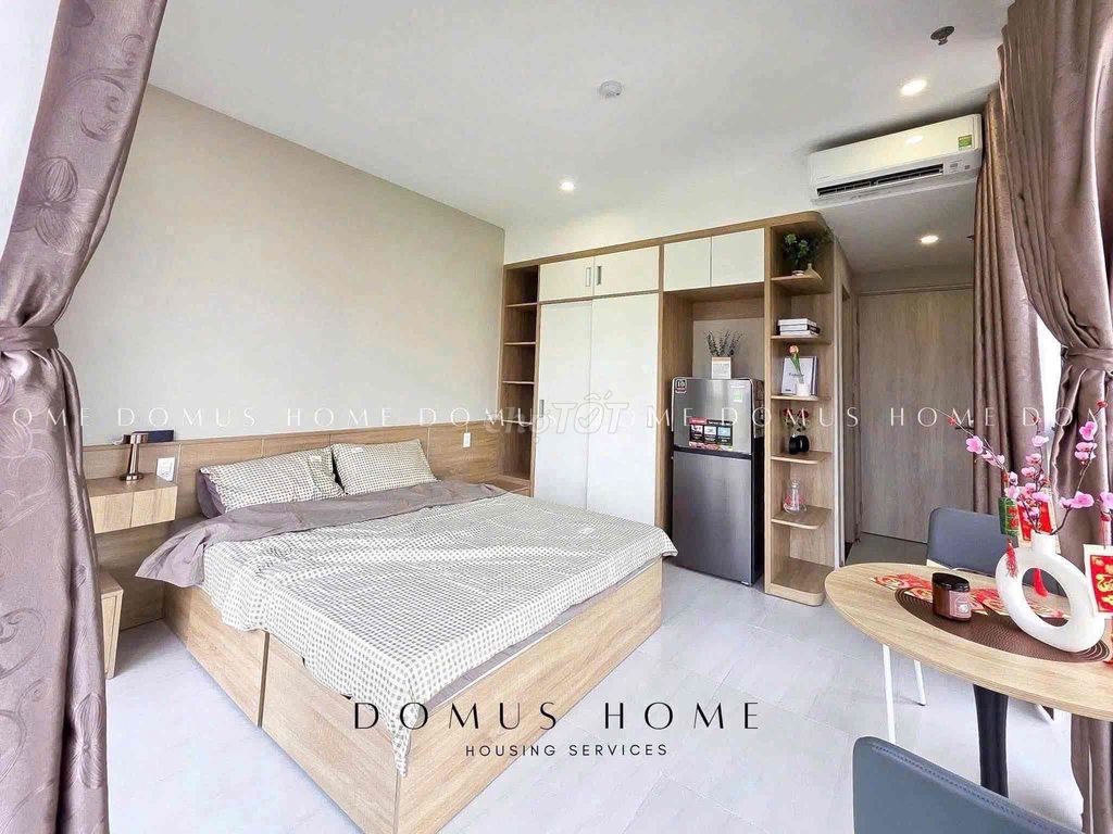 Rent an apartment full house window large Sư Vạn Hạnh district 10