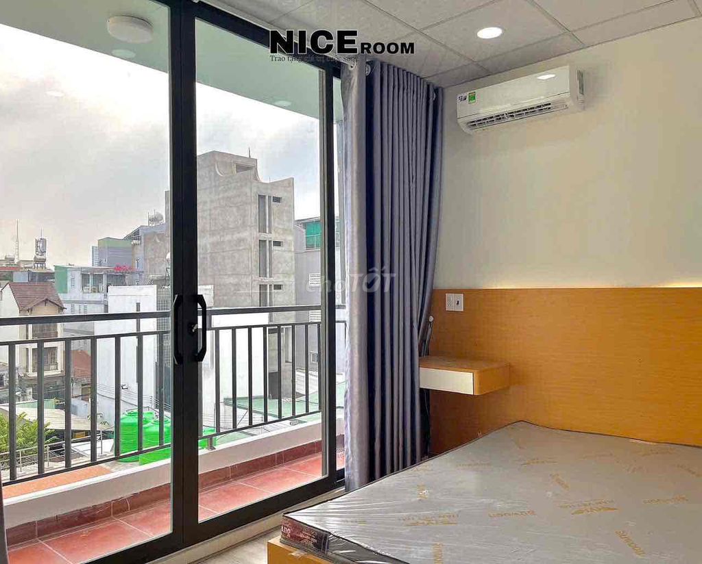 mini building. A balcony bedroom 35 meters.