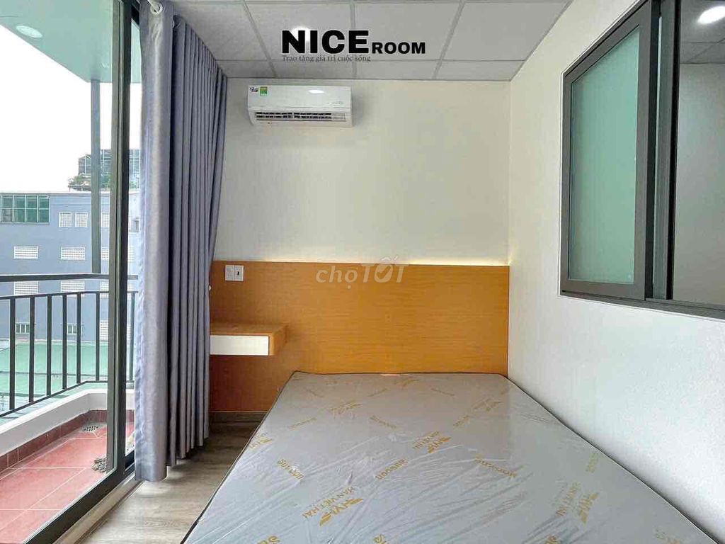 mini building. A balcony bedroom 35 meters.
