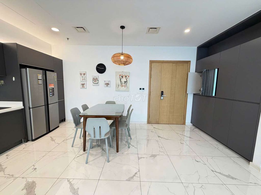 Rent up the Sarina apartment, sala. 2 bedrooms - 2 toilets 96 meters 2