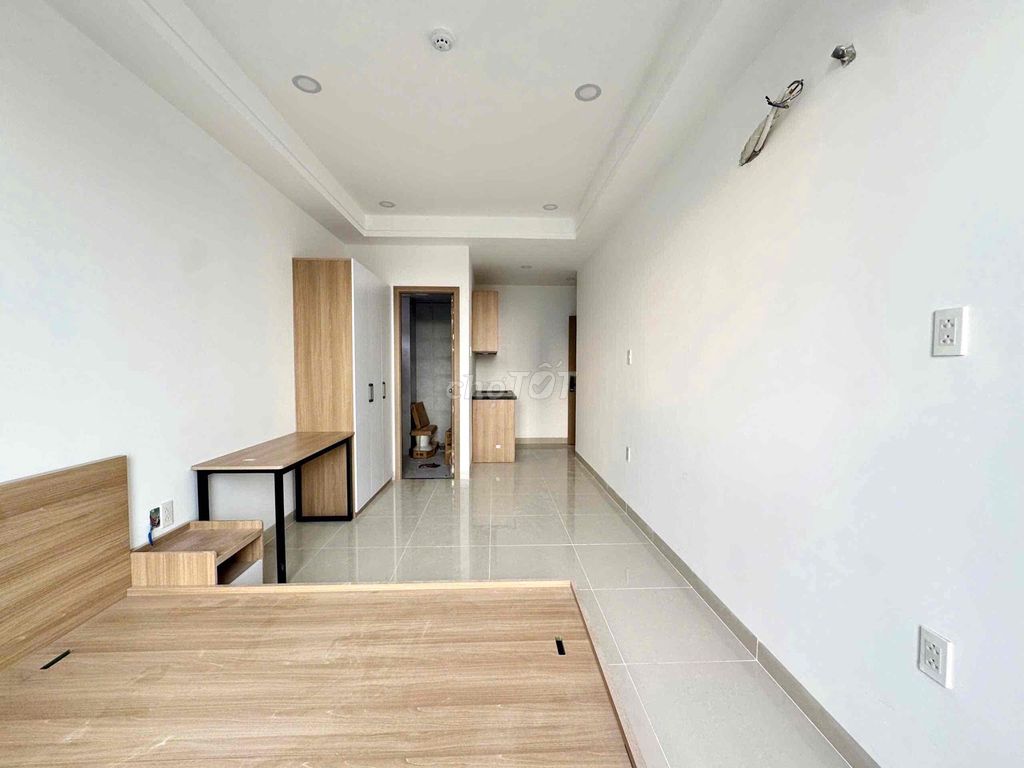 Rent the flat full interior at the heart of bandol near the university rmit tdtu pvgas