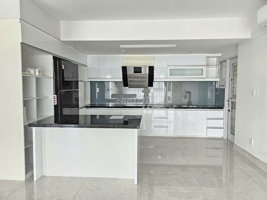 For quick rent Happy Valley, Mount Fuji, 135 meters, only price: 29 Trieu