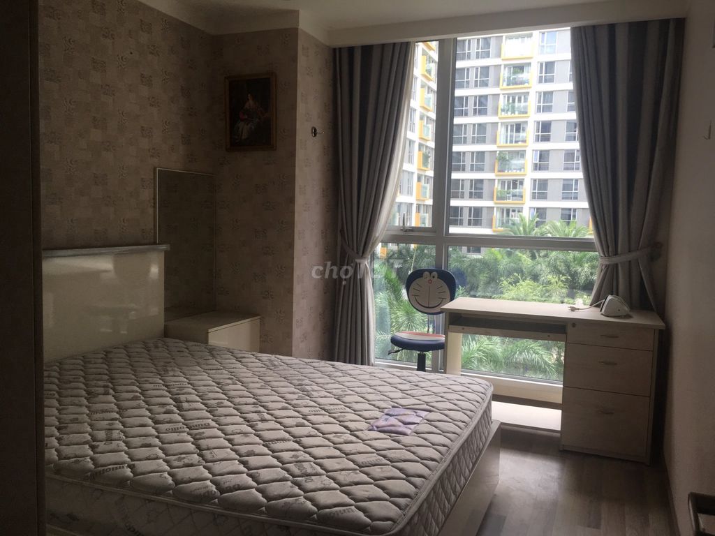Renting apartments, 11th and 105 meters, 2 bedrooms, 14 million.
