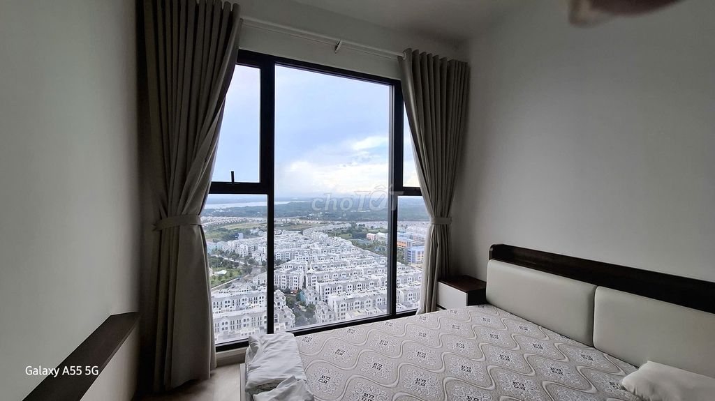 Rent a three-room Masteri Centre Point view of Park 36 ha full