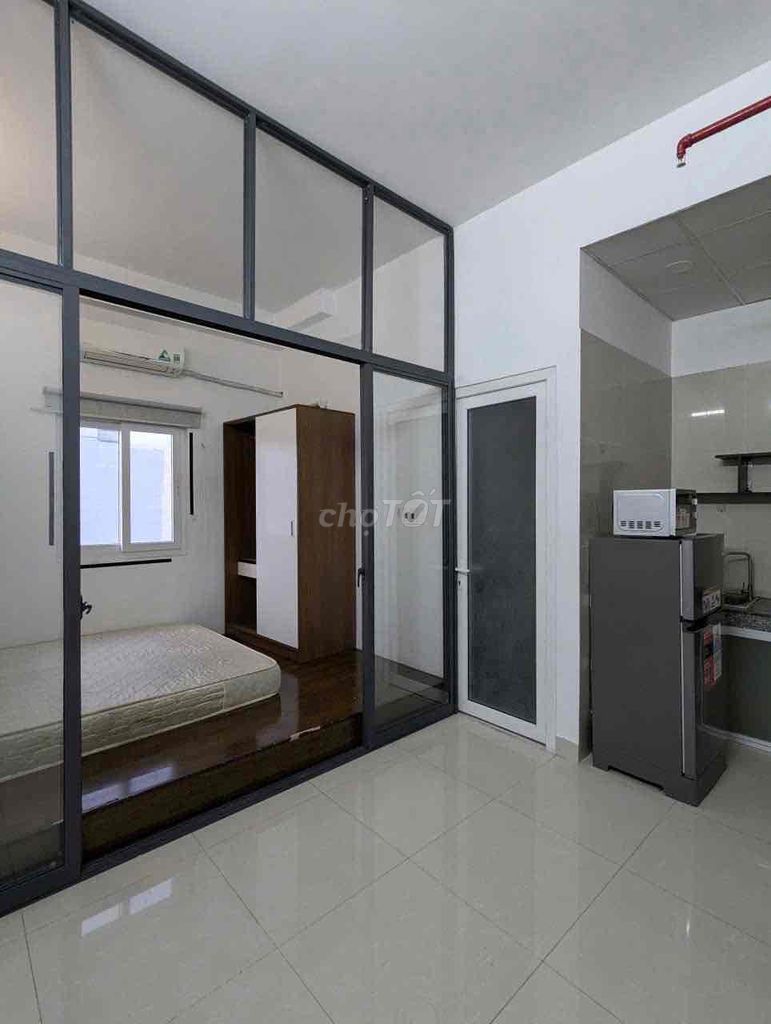 The apartment is a full bedroom. Nguyễn Khoái.