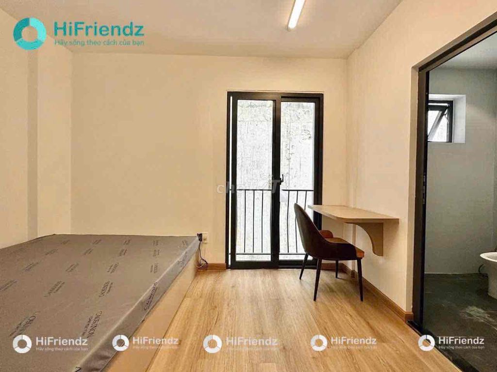 The apartment is a separate bedroom right near the new port station.